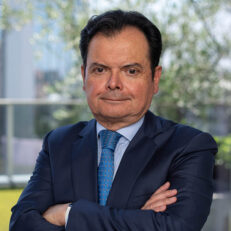 Raul-Ferrada2-FontaineyCia-Abogados